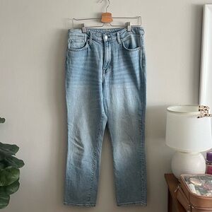 H&M - Mom Ultra High Ankle Jeans